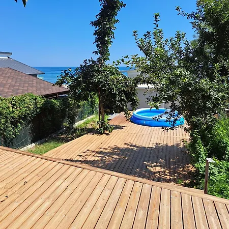 Beach House Cabacum * Golden Sands