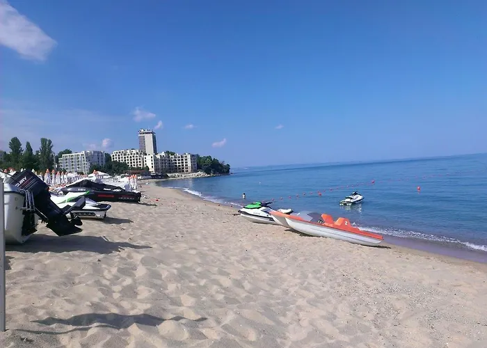 Beach House Cabacum * Golden Sands